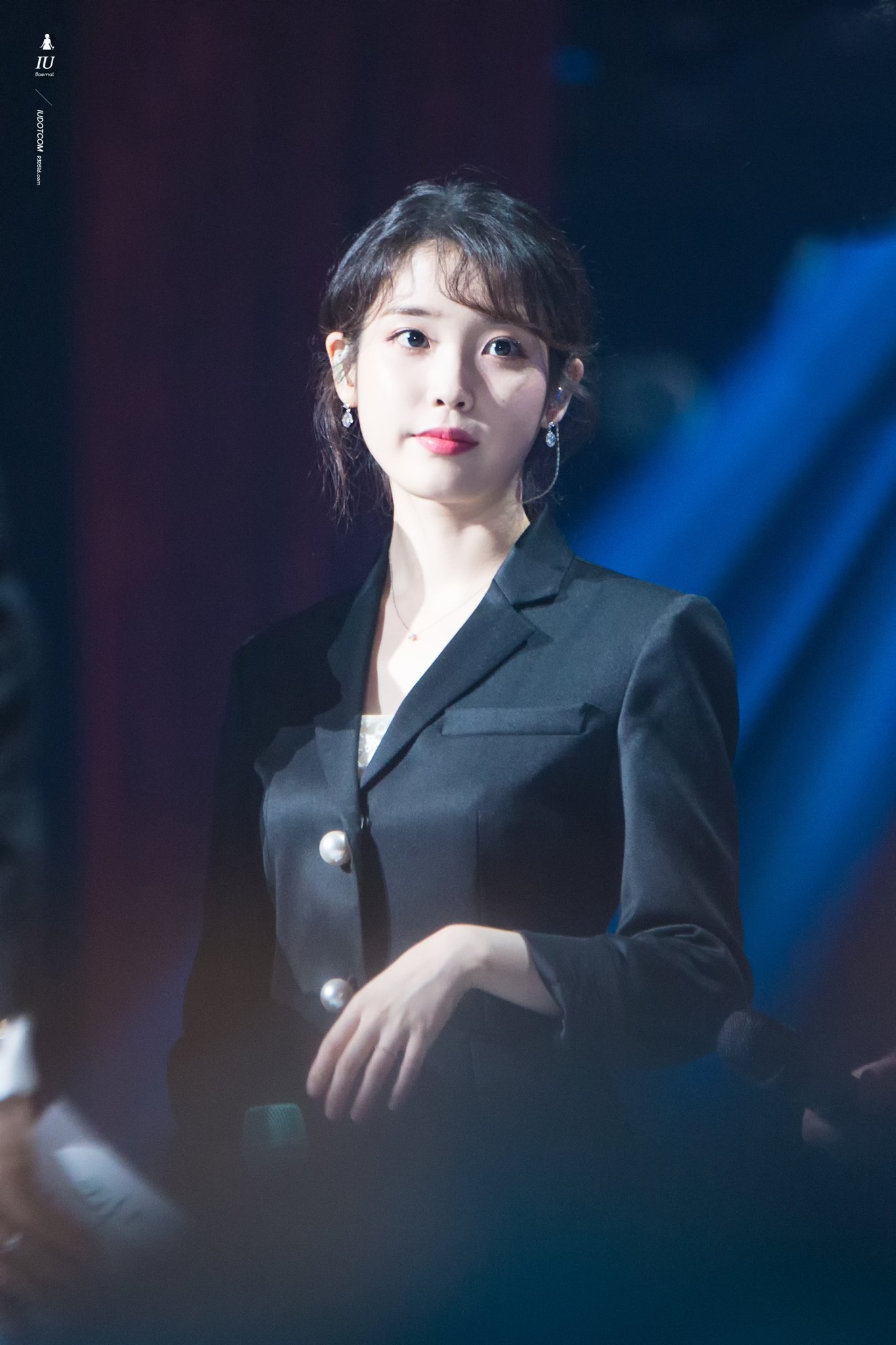 여러분 아이유나 보고 가시죠.jpgif | 인스티즈