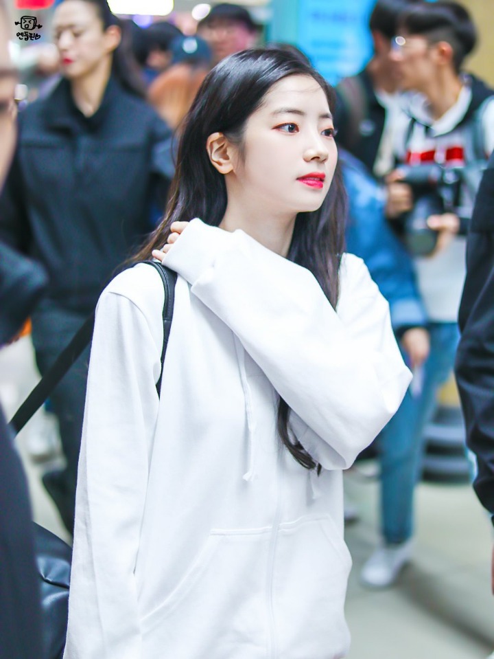 돈다돌아 트와이스 회전문.jpgif | 인스티즈