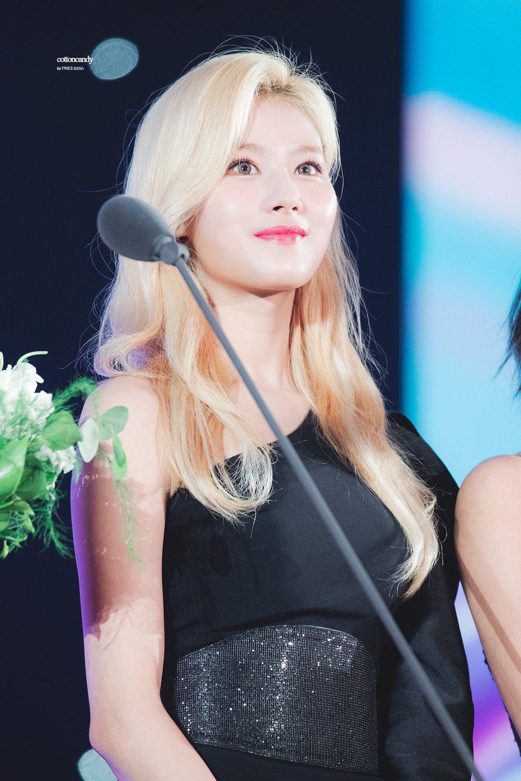 오늘이 생일인 트와이스 사나.jpgif (335장) | 인스티즈