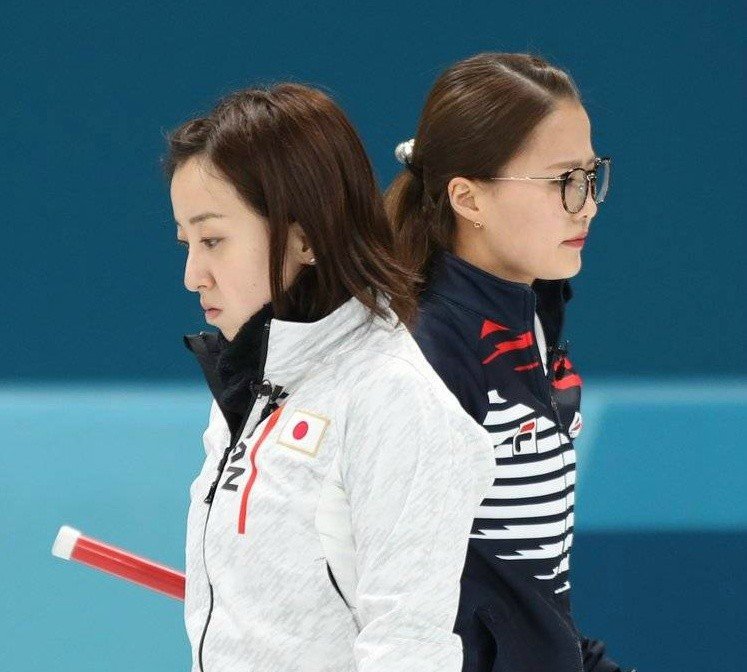 연예인급 인기를 누리고 있는 두 여성.jpg | 인스티즈