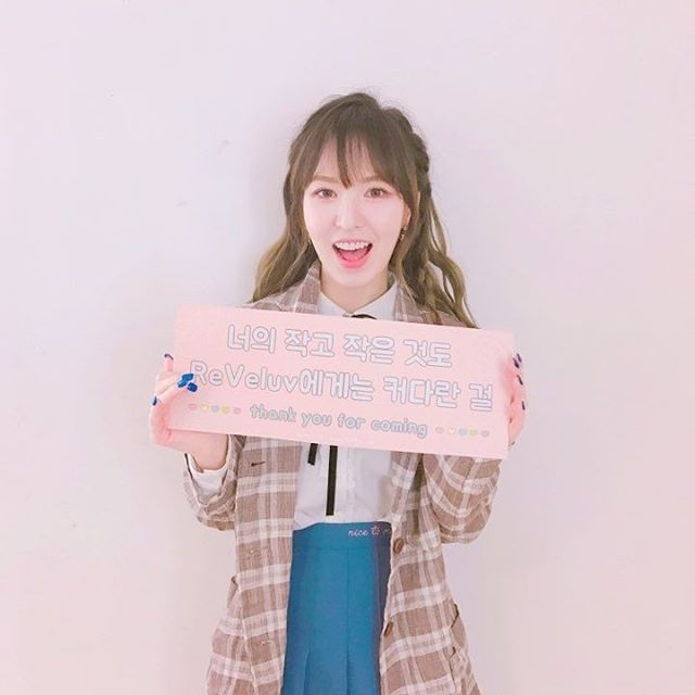 글쓴이가 꼭 보고싶은 여자연예인 4명 | 인스티즈