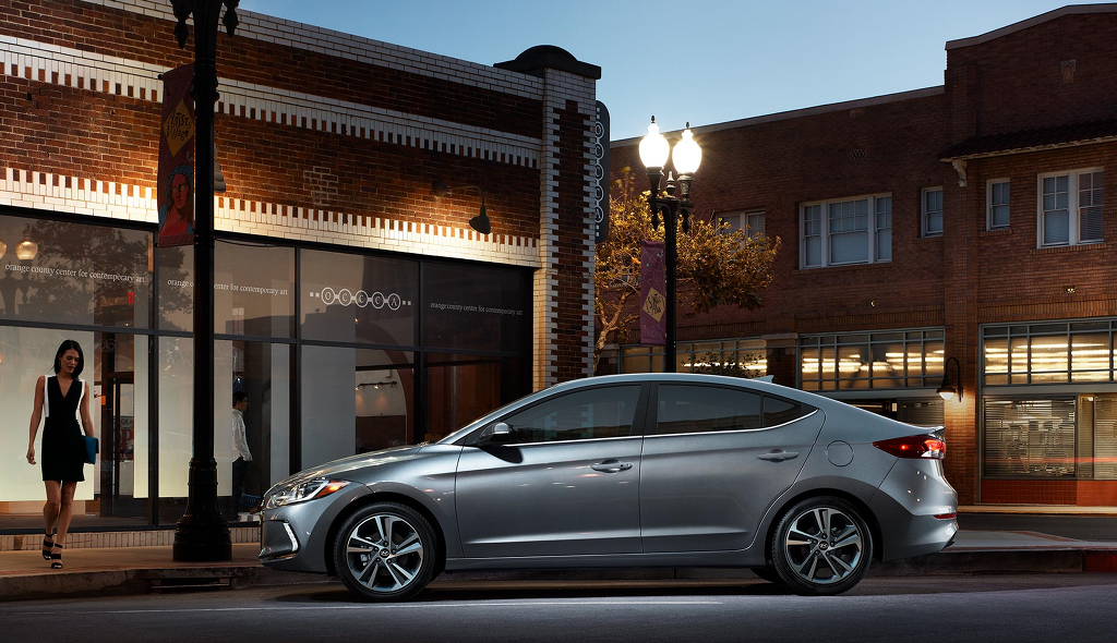 현대 신형 엑센트 vs 아반떼 vs 쏘나타 vs 그랜져 디자인 대결 [데이터주의] | 인스티즈