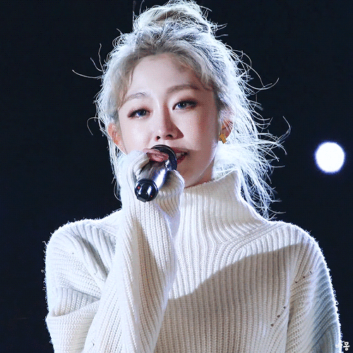 바람 맞으며 무대하는 러블리즈 지수.gif | 인스티즈