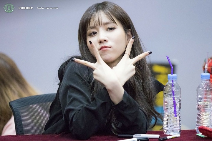 [러블리즈] 서점에 책 사러 가는길이라 명은이 | 인스티즈