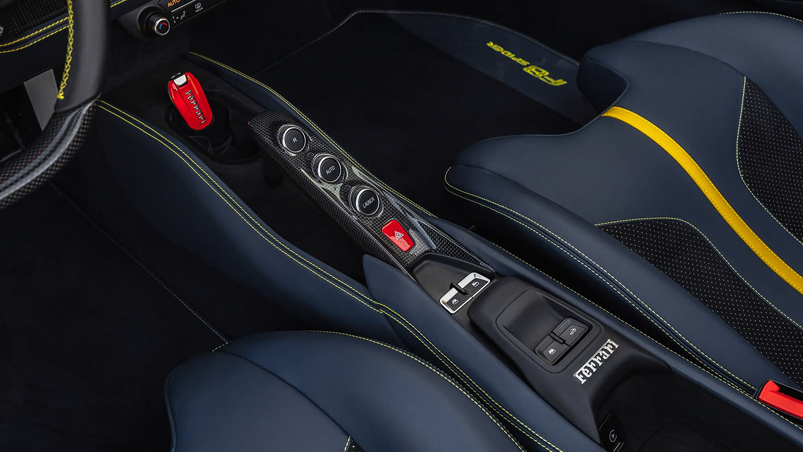 페라리 F8 스파이더 | 인스티즈