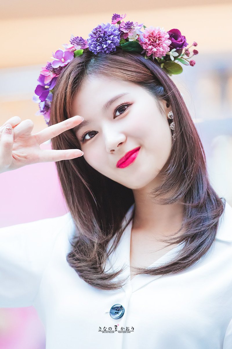 어쩜 이렇게 이쁠까싶은 트와이스 사나.jpg | 인스티즈