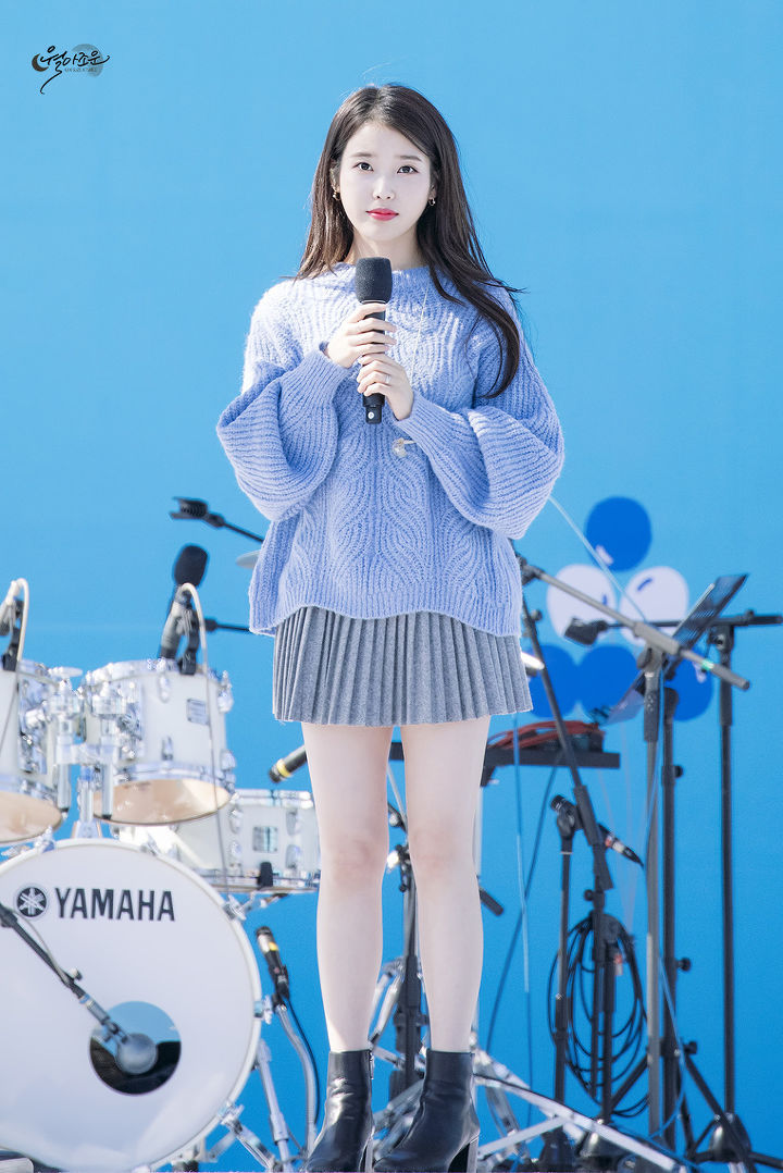 하늘하늘한 아이유.jpgif | 인스티즈