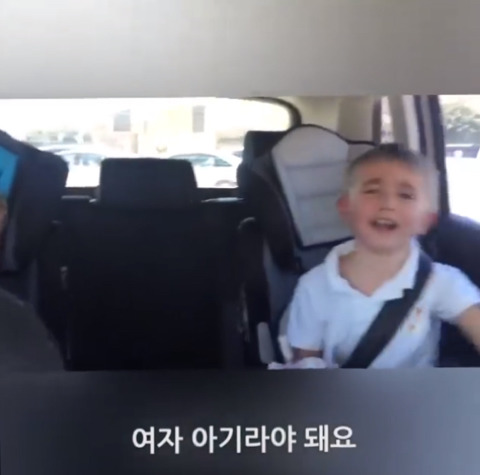 아기가 남동생이란 말에 엇갈린 두 형제의 반응ㅋㅋㅋ | 인스티즈
