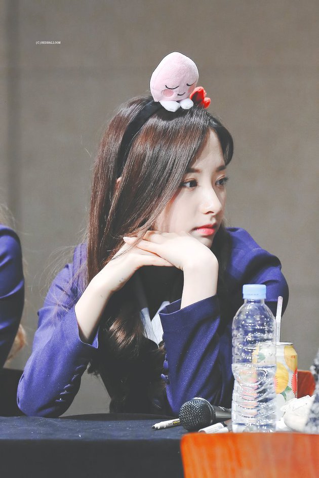 콧대 ㄷㄷㄷ한 우주소녀 보나 | 인스티즈