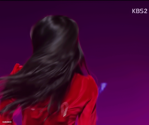 앞머리 내린 아이린 미모.gif | 인스티즈