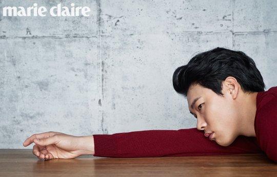 진지빨고 누가더 잘생겼다고 생각하시나요 | 인스티즈