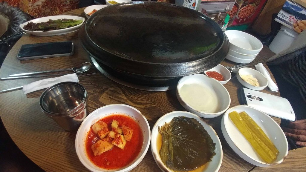 춘천무쇠닭갈비유황오리 이미지
