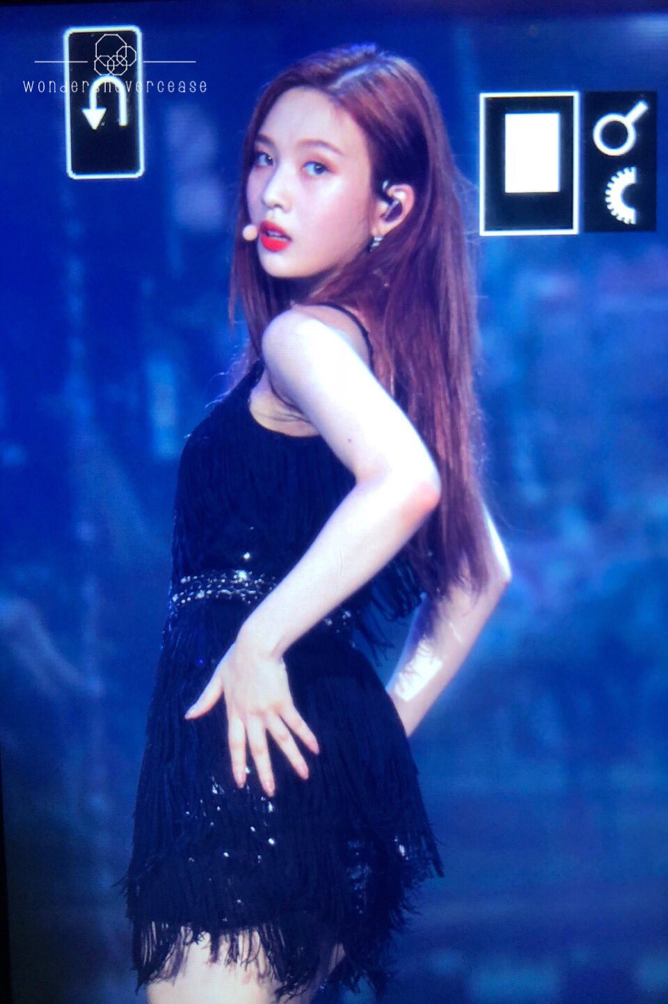 오늘자 레드벨벳 콘서트 큐티섹시 조이.jpg | 인스티즈