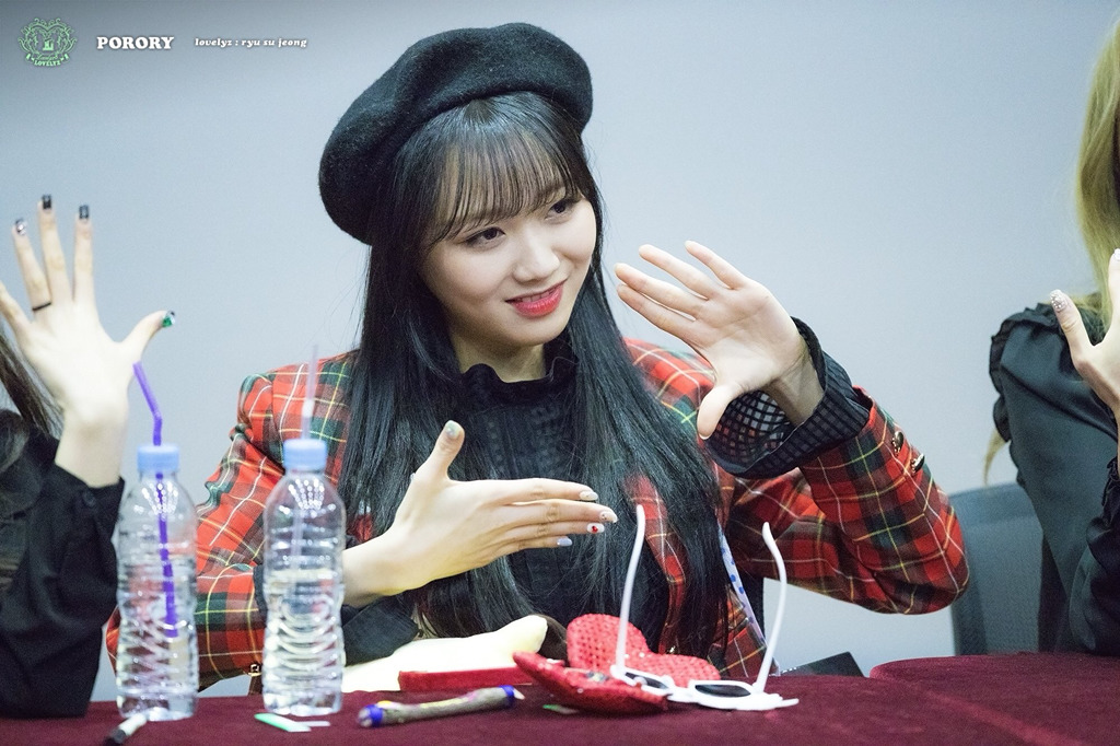 [러블리즈] 금요일이 또다시 찾아와서 수정이 | 인스티즈