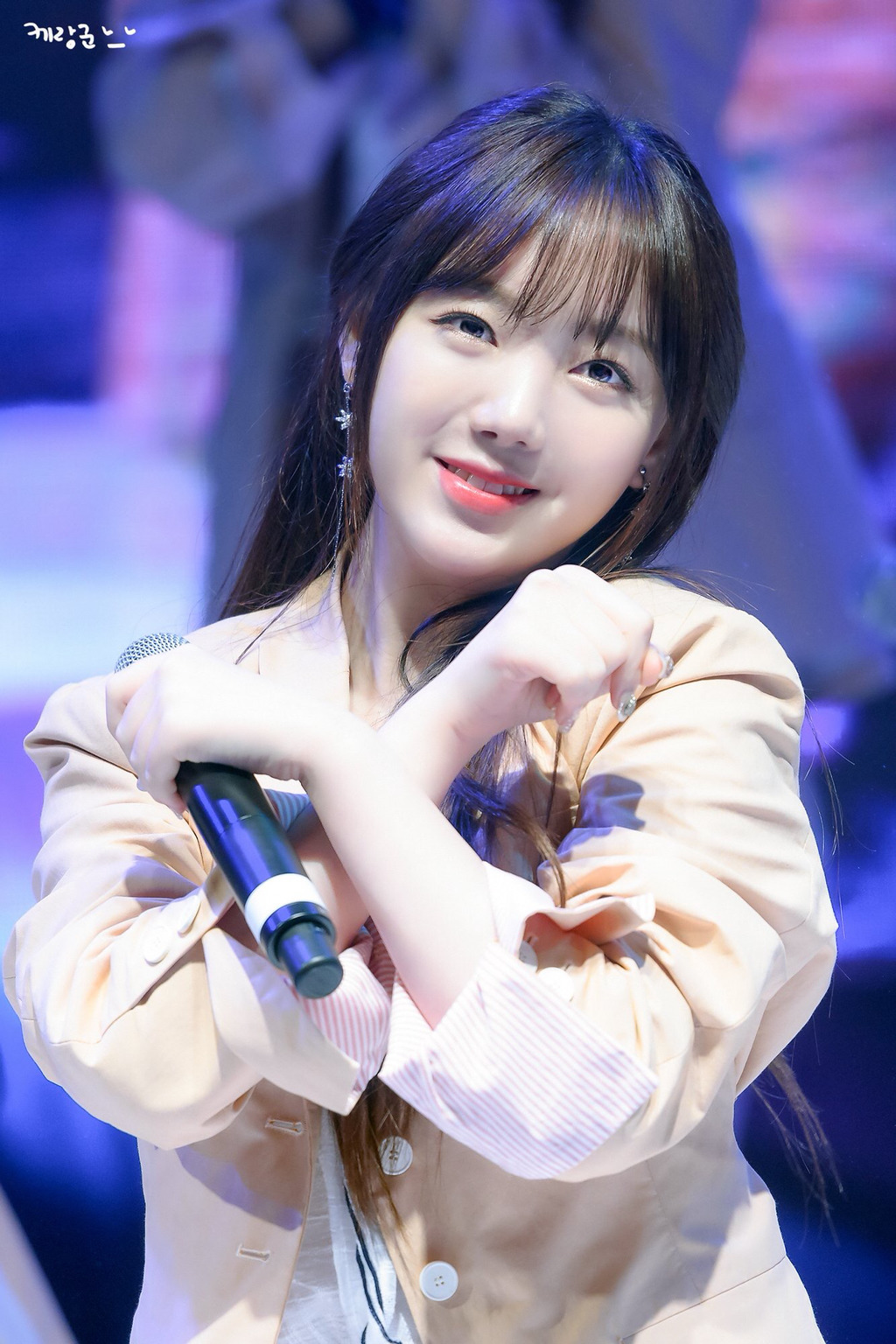 [러블리즈] 콜라 생각나는 하루라서 케이 | 인스티즈