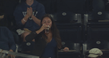 유쾌한 여성 관객.gif | 인스티즈