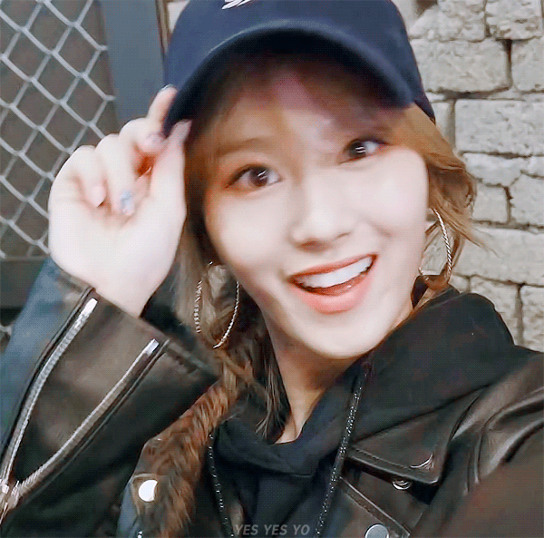 오늘이 생일인 트와이스 사나.jpgif (335장) | 인스티즈