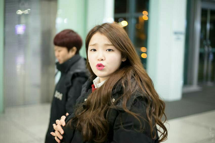 표정이 다양한 오마이걸 승희.jpg | 인스티즈