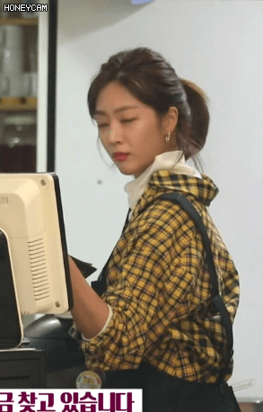 카운터 포스기 다루는 조보아.gif | 인스티즈