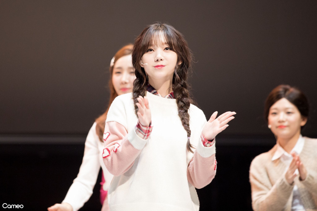 [러블리즈] 연극을 보러 가고픈 마음이 생겨서 케이 | 인스티즈