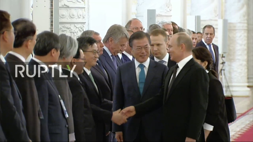 문재인 대통령 러시아 국빈방문 공식 환영식.jpg | 인스티즈