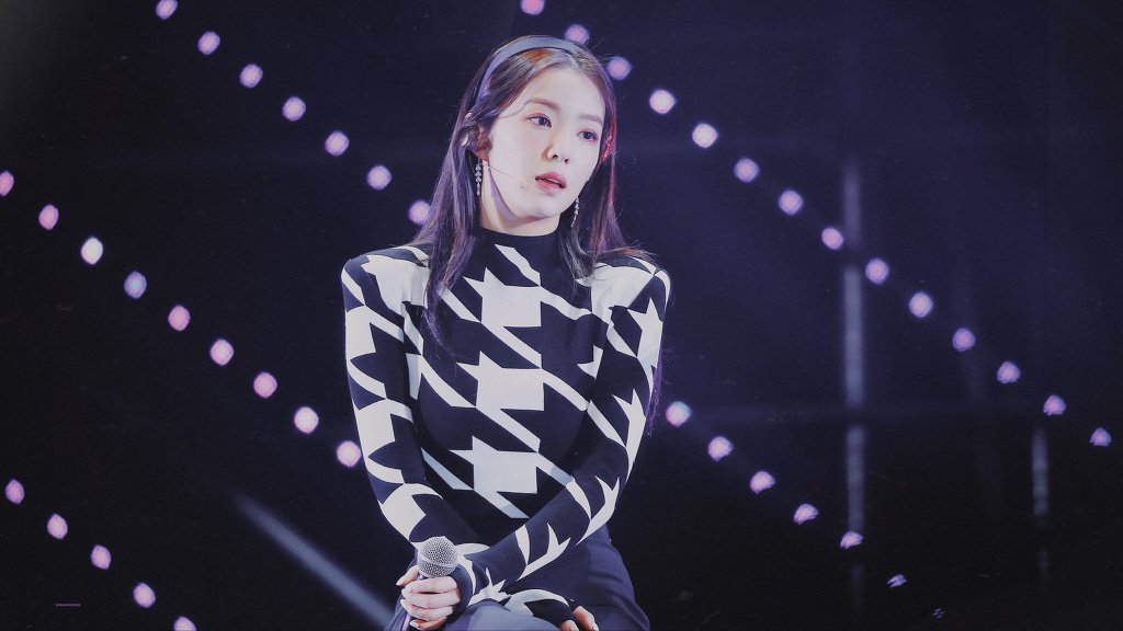 검정 머리띠한 아이린.jpgif | 인스티즈