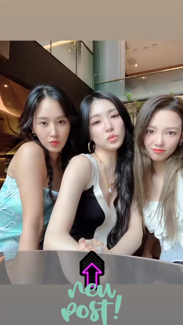 99F6974B5F4FFB65083204