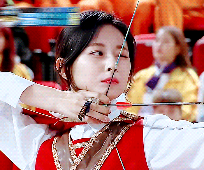 활만 잡으면 레전드 찍어버리는 쯔위.jpgif | 인스티즈