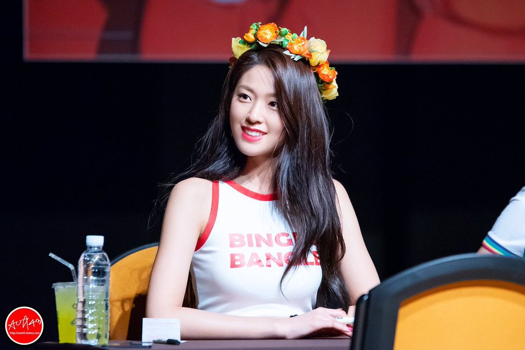 18시즌 설현이 미모.jpgif (100장) | 인스티즈